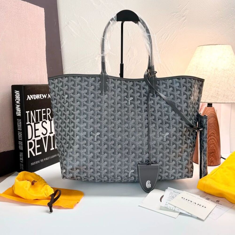 Goyard Women Pre-Loved Bag Very Good Condition
